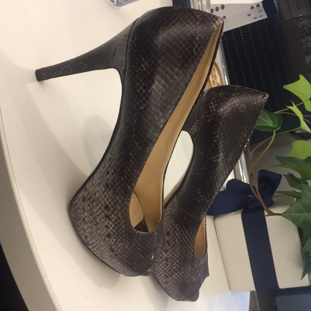 Nine West size 8.5